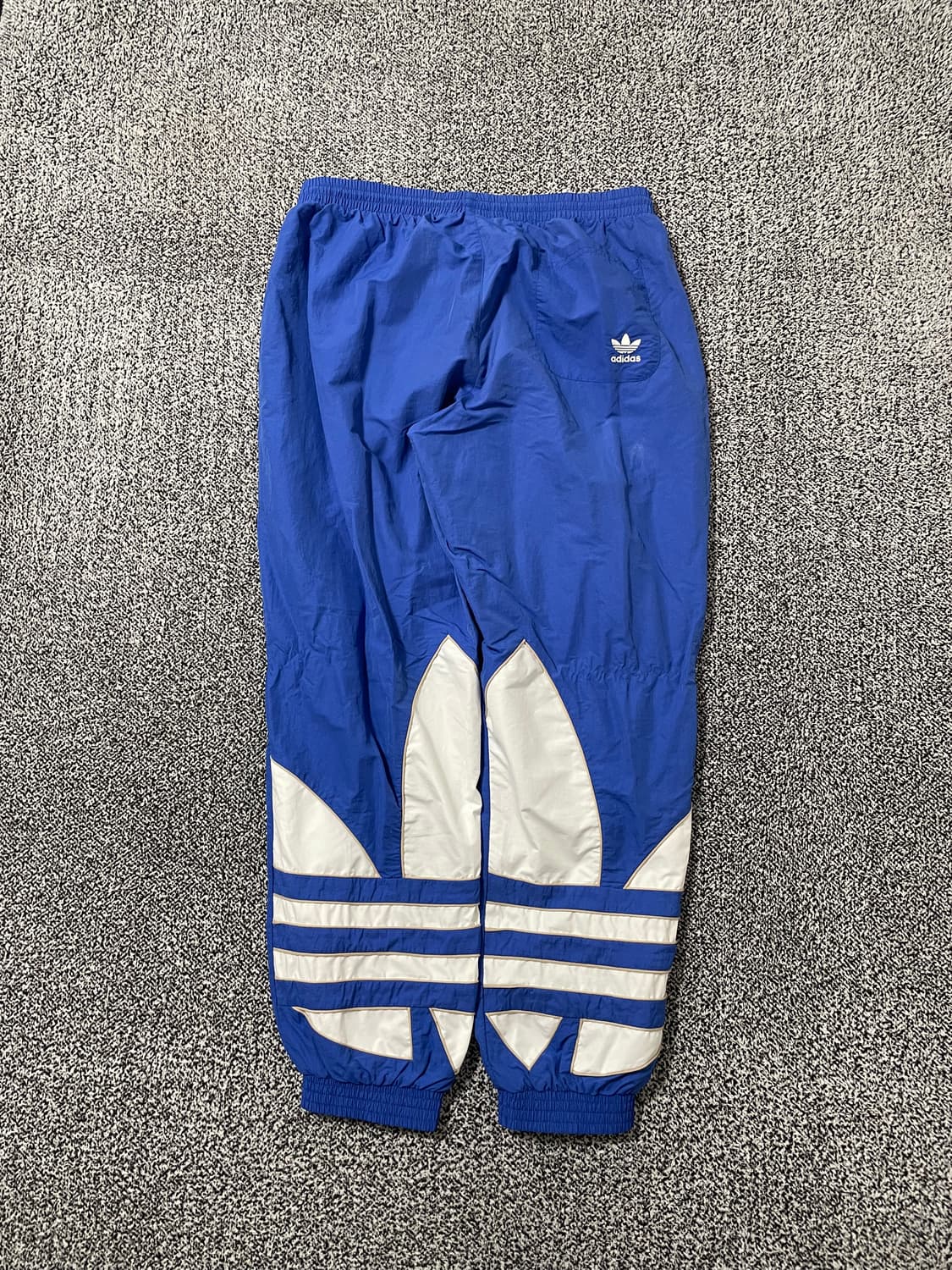 빈티지9. 아디다스 츄바 블루 트레포일 트랙팬츠 조거 상품이미지1