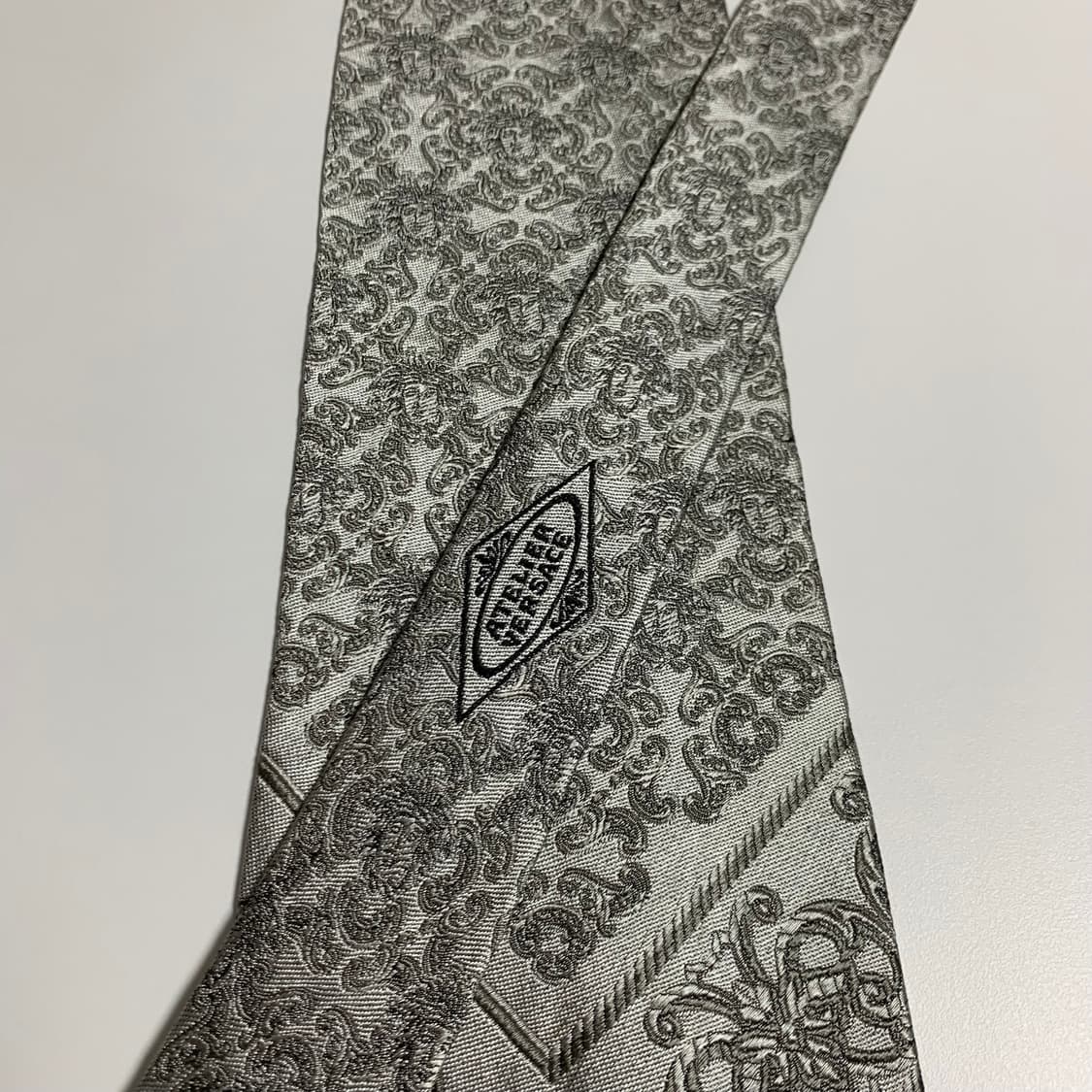 베르사체(VERSACE) 클래식 명품넥타이 모노그램 장폭 10.2cm 상품이미지4