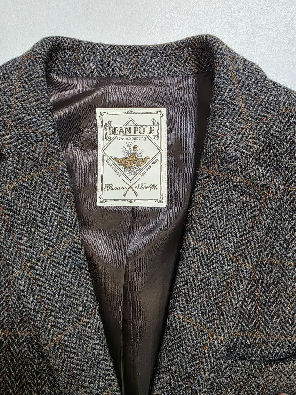 빈폴 헤링본 해리스트위드 자켓 110빈폴의 헤링본 자켓입니다
- 사이즈는 상품이미지1