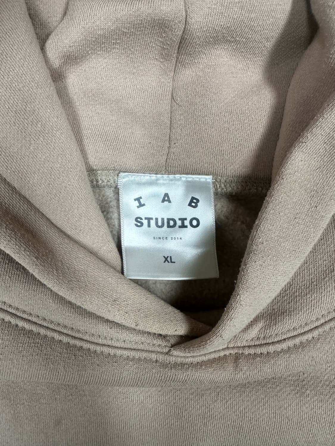 아이앱 스튜디오 로고 후드 베이지 XL 상품이미지3