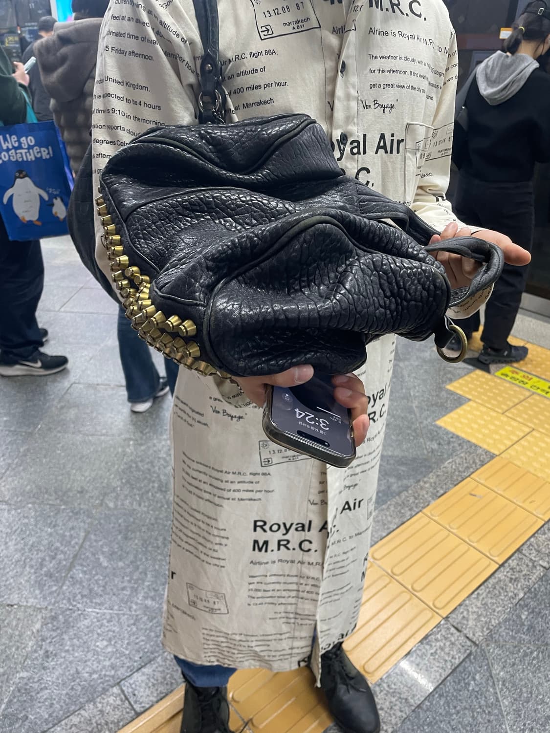 알렉산더 왕 총알백 상품이미지3