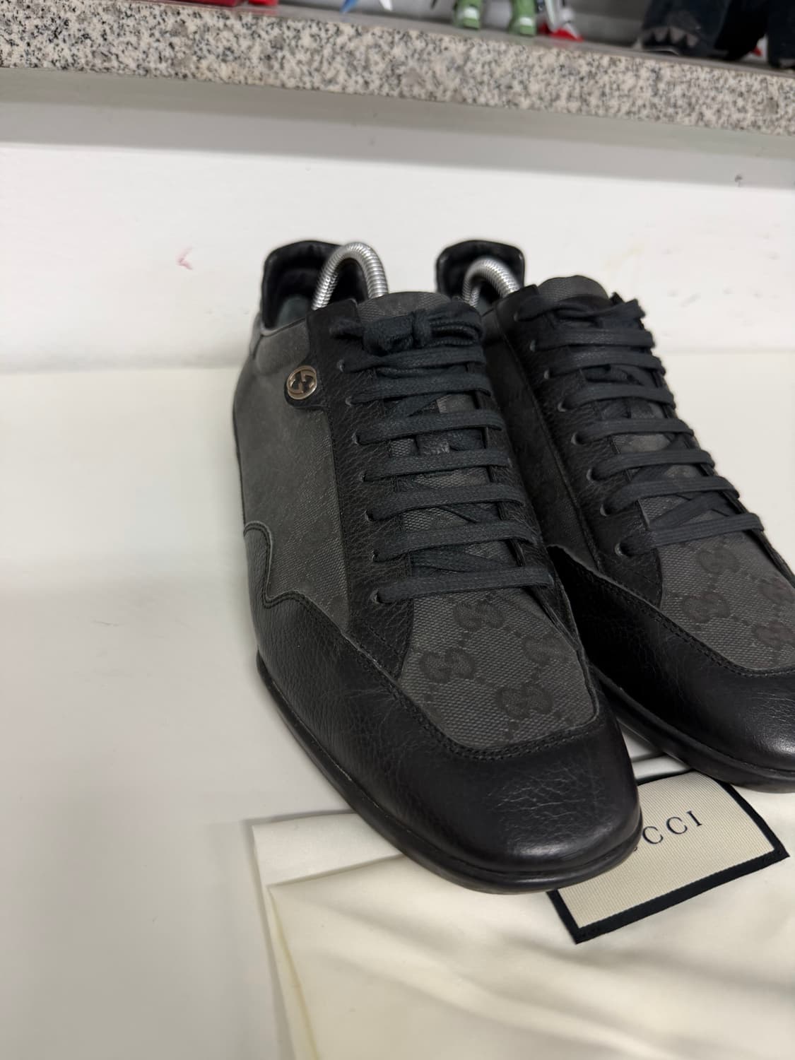 정품) 구찌 마몬트 GG로고 남성 스니커즈 새제품급 8.5 상품이미지3