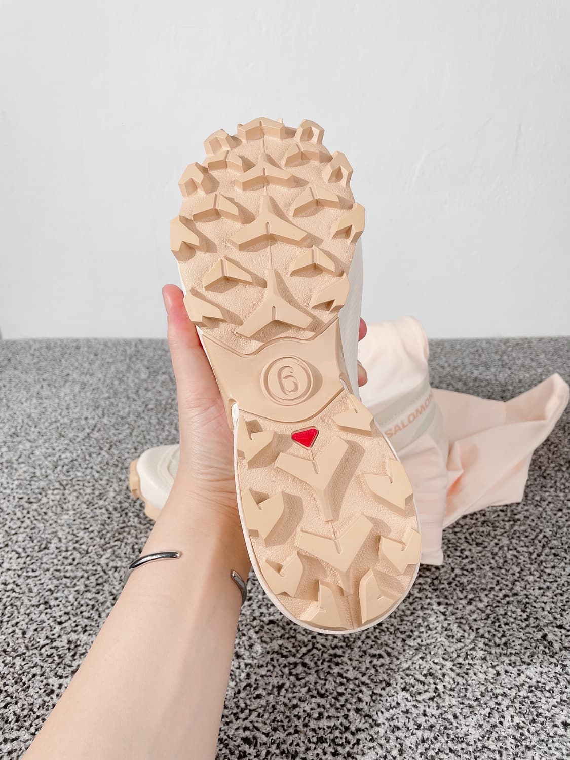 (정품/새상품) MM6 X 살로몬 여성 바닐라 크림 타이 하이 부츠 상품이미지5