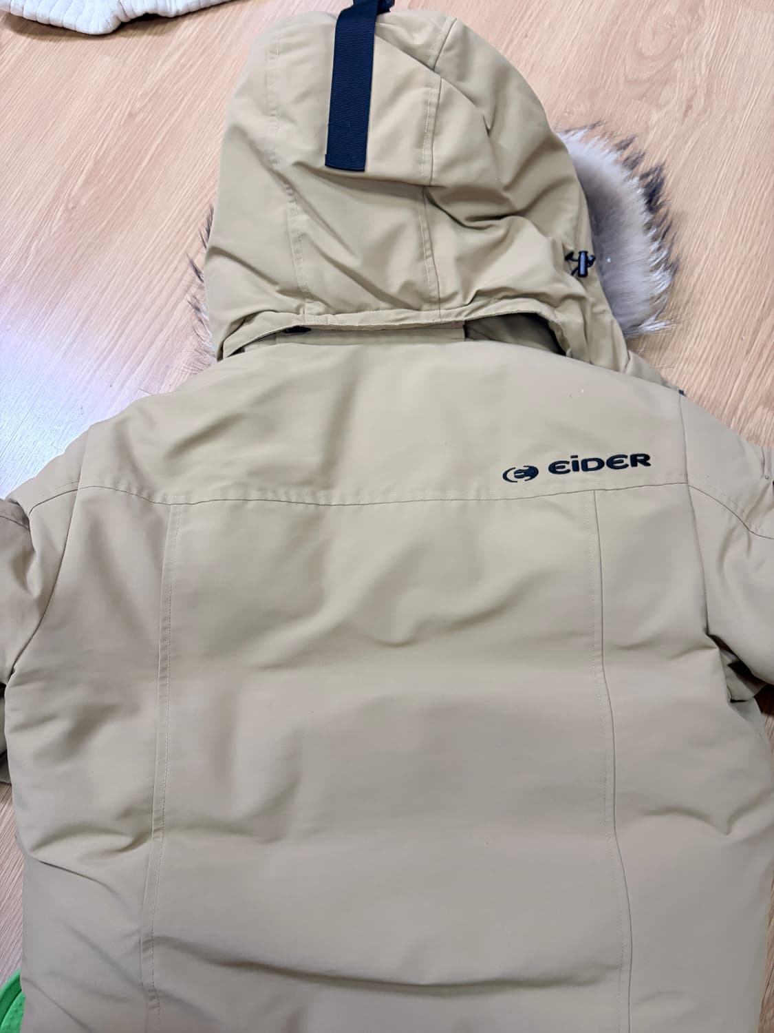 아이더 숏패딩 m사이즈 상품이미지2