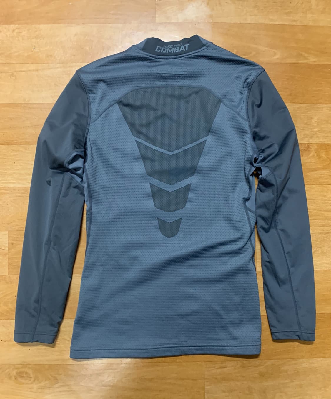 NIKE 나이키 프로 컴뱃 하이어윔 쉴드 롱 슬리브드(L 사이즈) 상품이미지10
