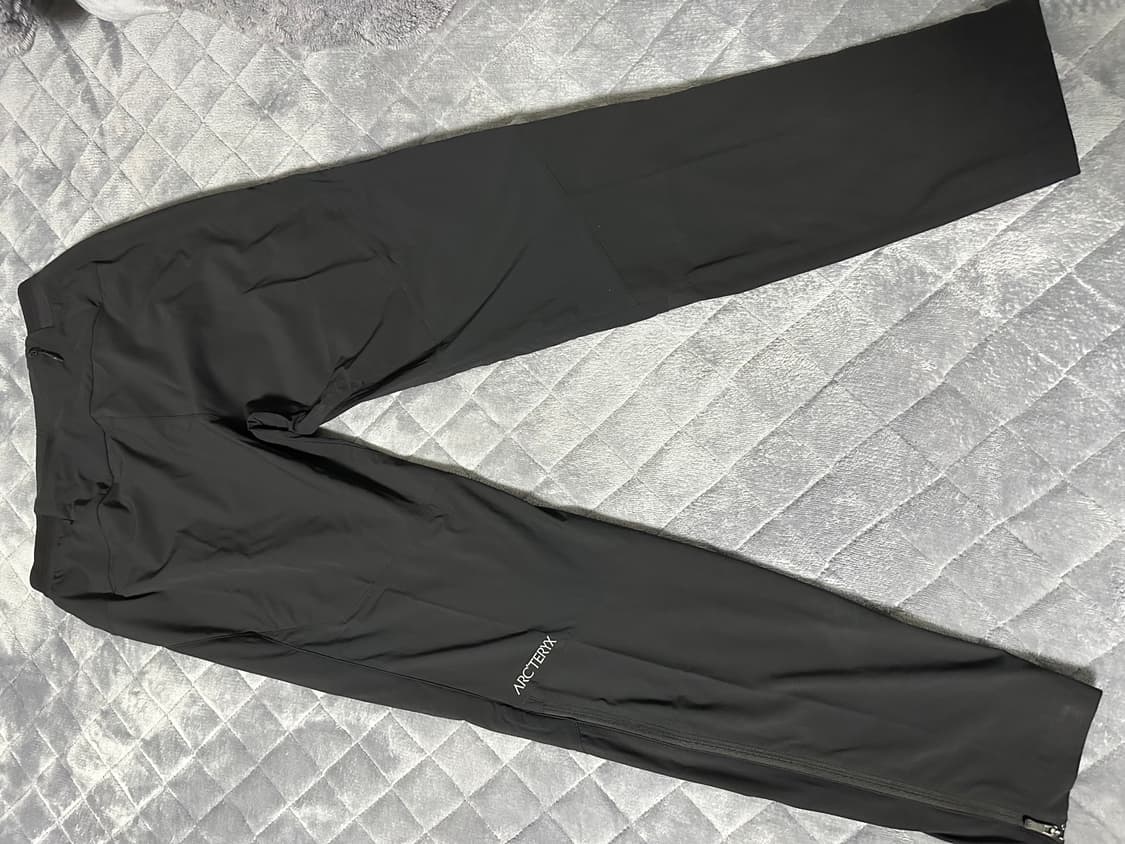 아크테릭스 노반 인슐레이티드 팬츠 S사이즈 판매합니다. 상품이미지2