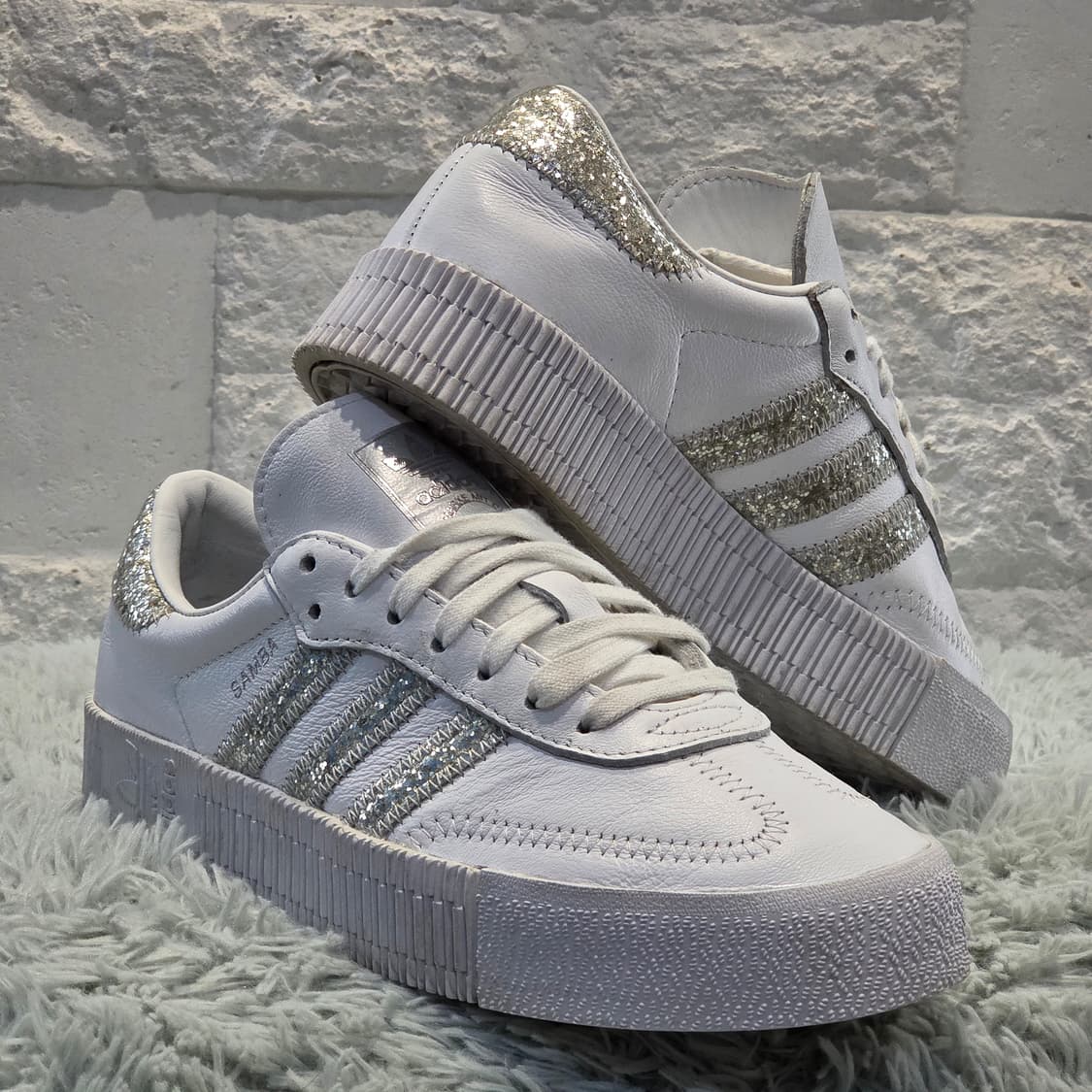 3q-9:아디다스 삼바 로즈 글리터 화이트 실버 (225mm)-ss급 상품이미지4