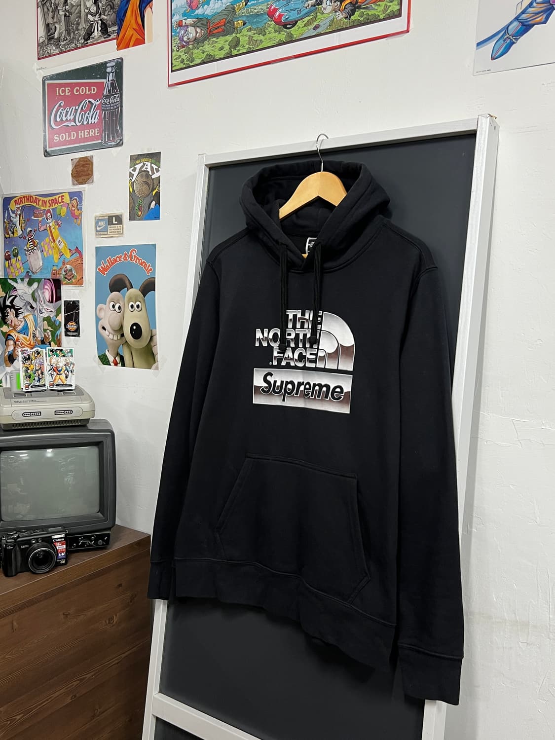 18ss Supreme 슈프림 노스페이스 메탈릭 로고 풀오버 후드티 상품이미지1