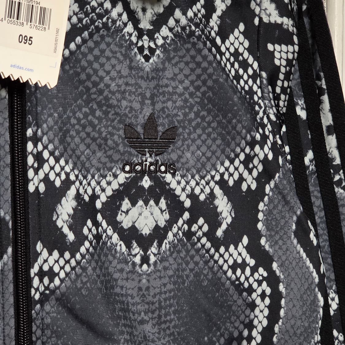 아디다스 파이어버드 뱀피 슬림핏 트랩탑 져지 상품이미지4