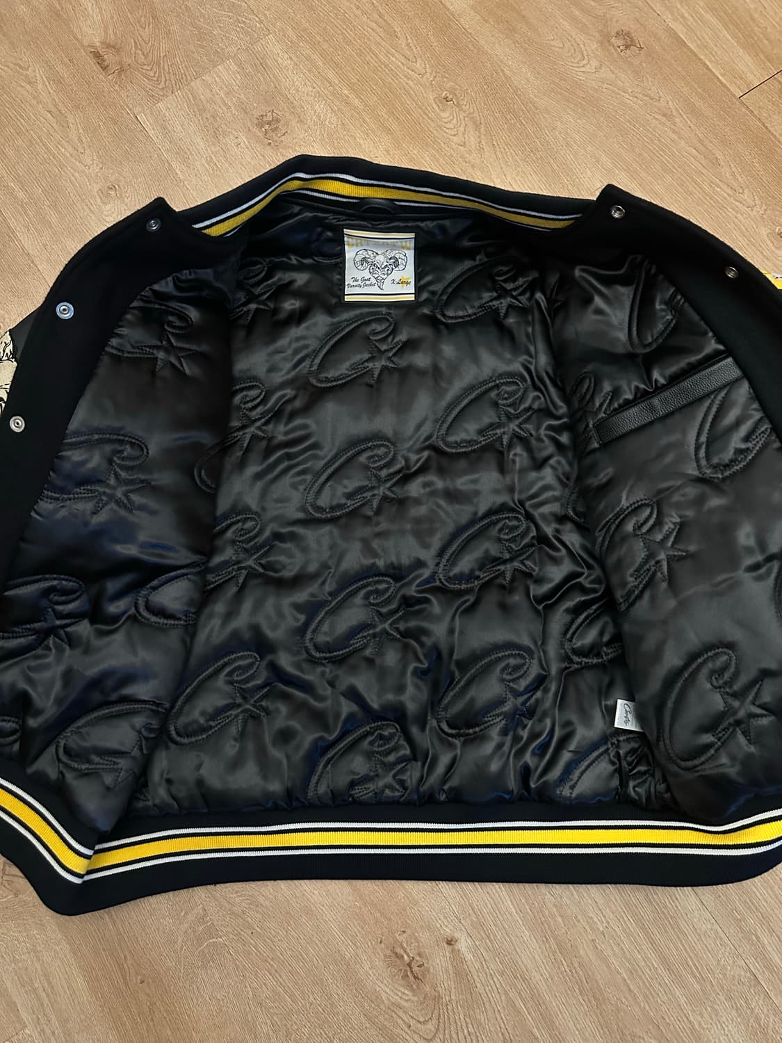 코르테이즈 바시티 자켓 corteiz goat varsity jacket 상품이미지7