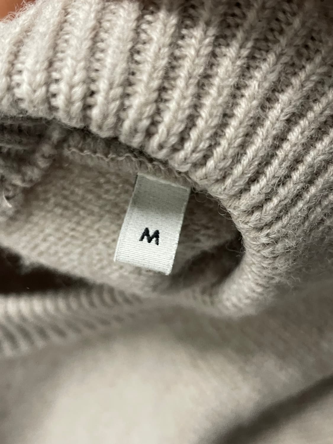 아미 인타르시아 빅하트 로고 니트 샴페인 베이지 [m] 상품이미지5