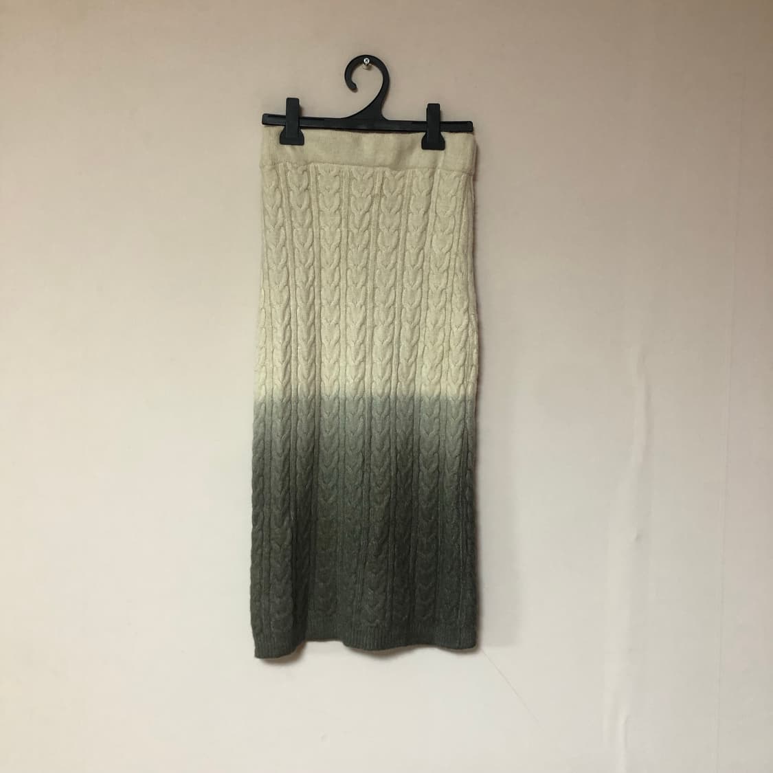 Vintage 💿 Mugwort latte knit  상품이미지1