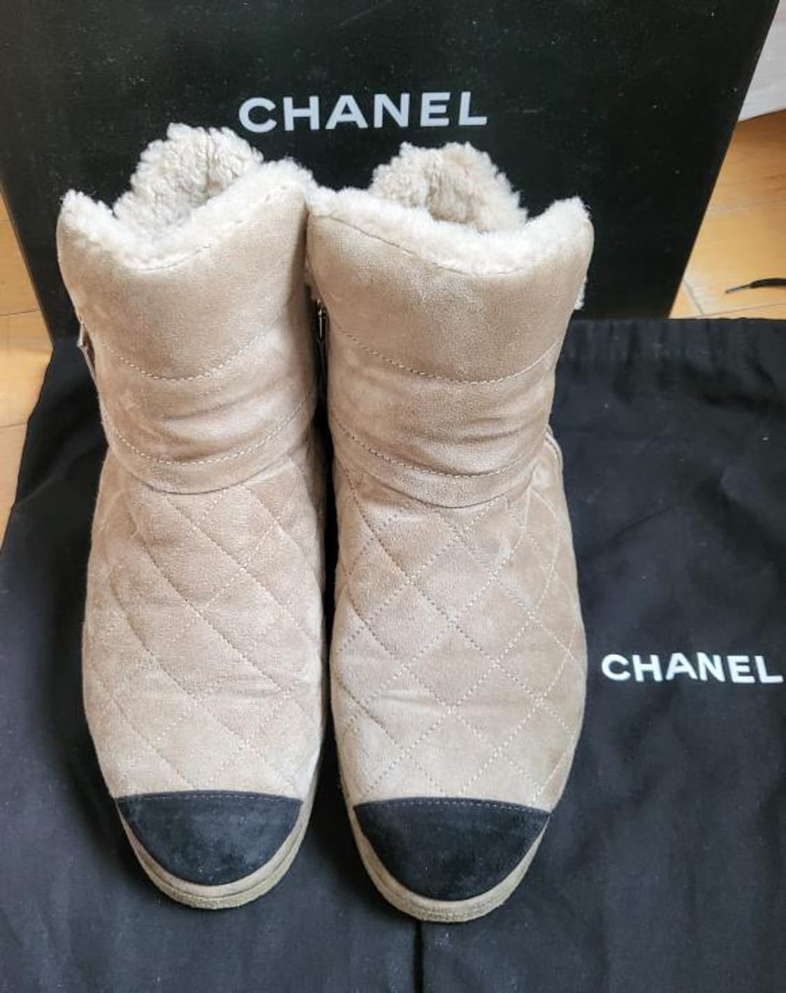 샤넬 퀄팅양털부츠 상품이미지1
