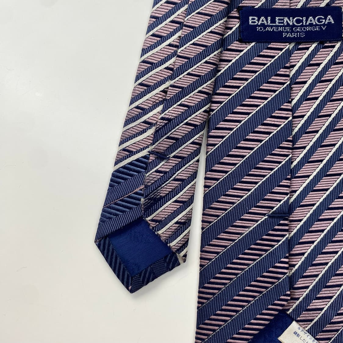 BALENCIAGA 발렌시아가 명품 넥타이 8cm 상품이미지8