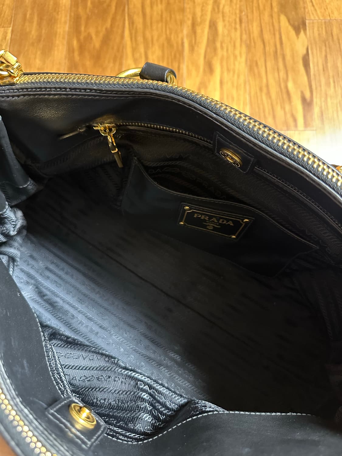 프라다 비텔로샤인 상품이미지5