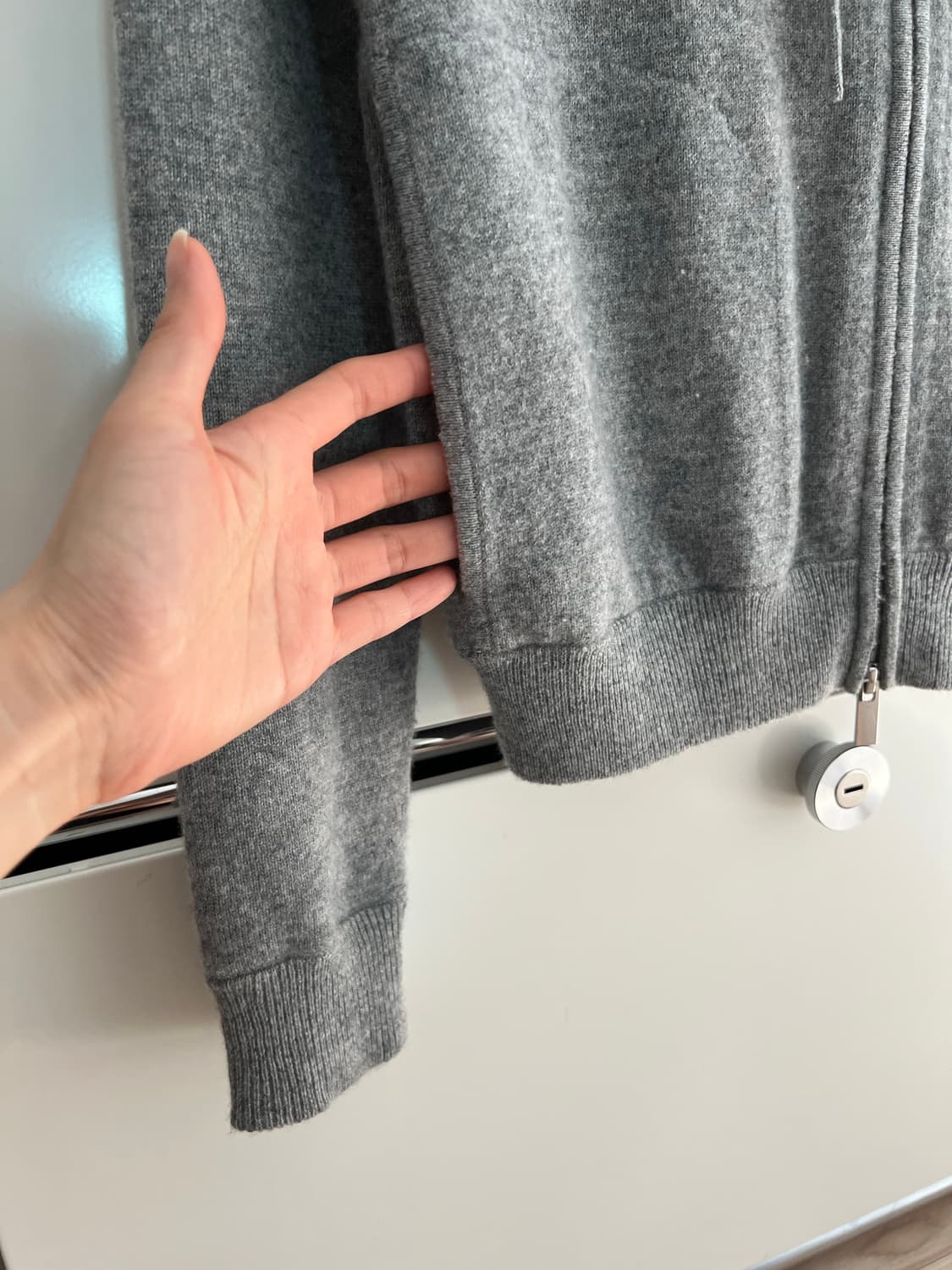 띠어리 캐시미어100 후드집업 가디건 상품이미지3