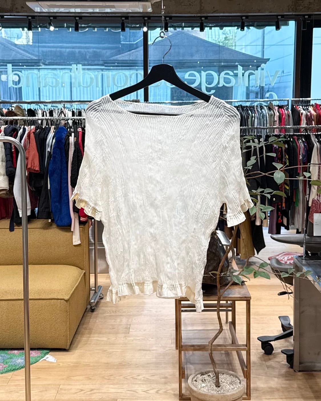 이세이미야케 화이트 링컬 하프티  상품이미지1