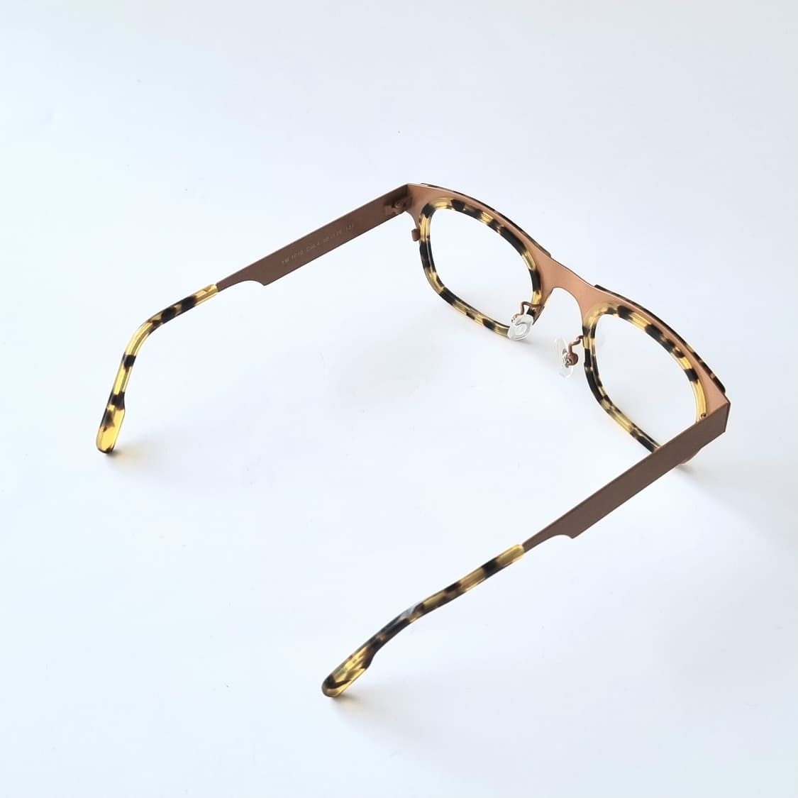 데드스탁 긱시크 요시모토  호피 콤비 안경테 720 상품이미지7