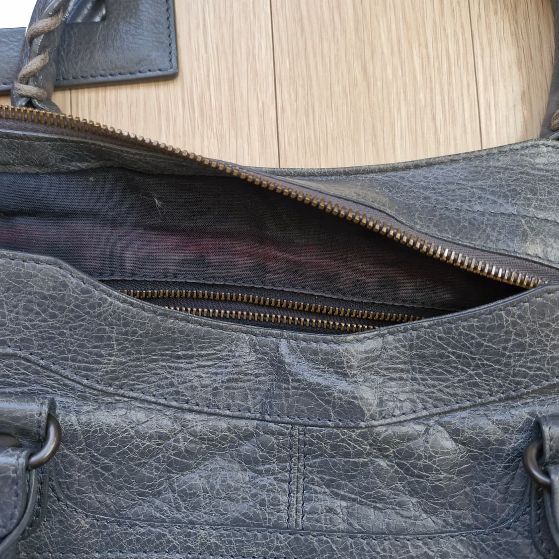 발렌시아가 모터백 상품이미지9