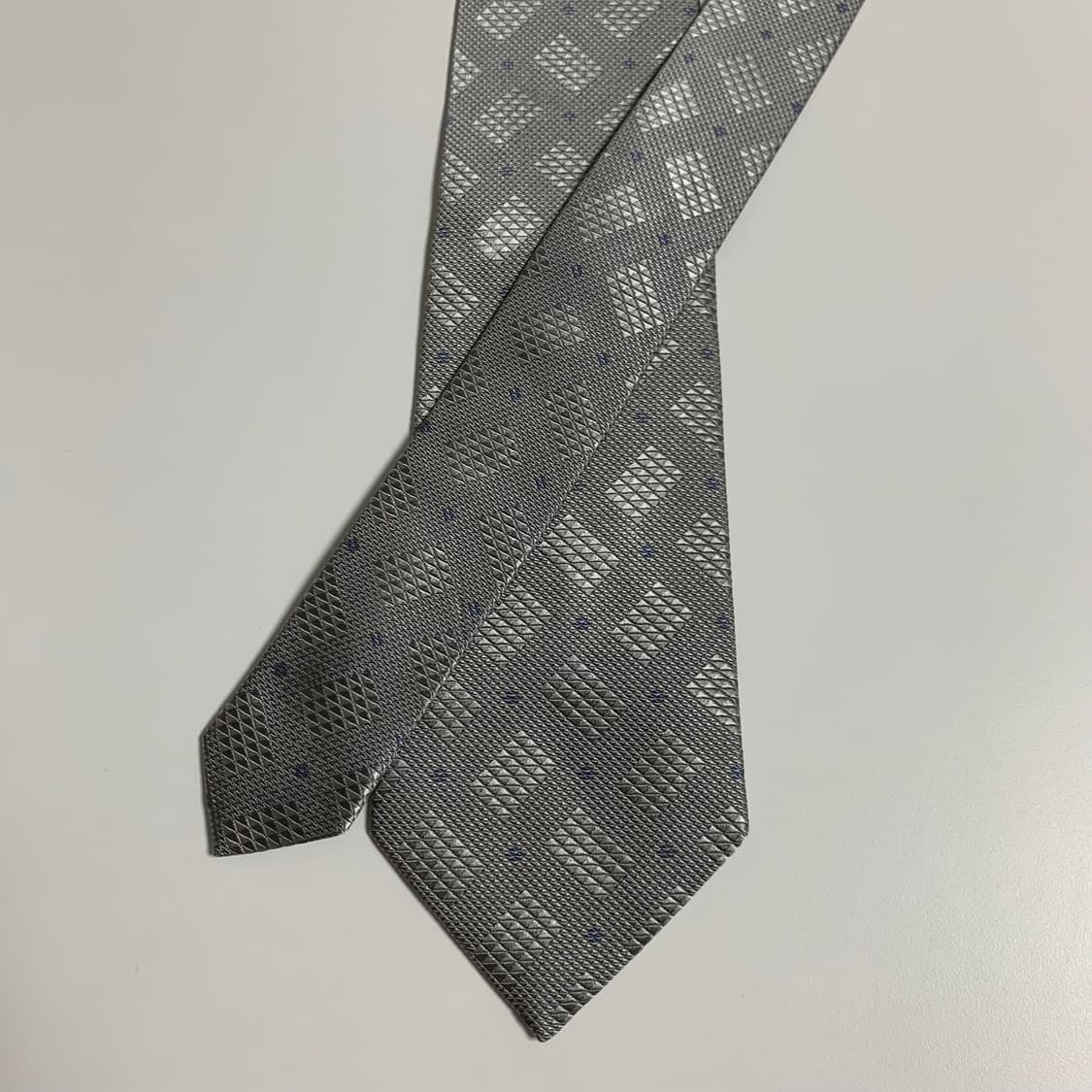조르지오 아르마니(ARMANI) 기하학적패턴 명품넥타이 정장패션 A+등급 상품이미지3