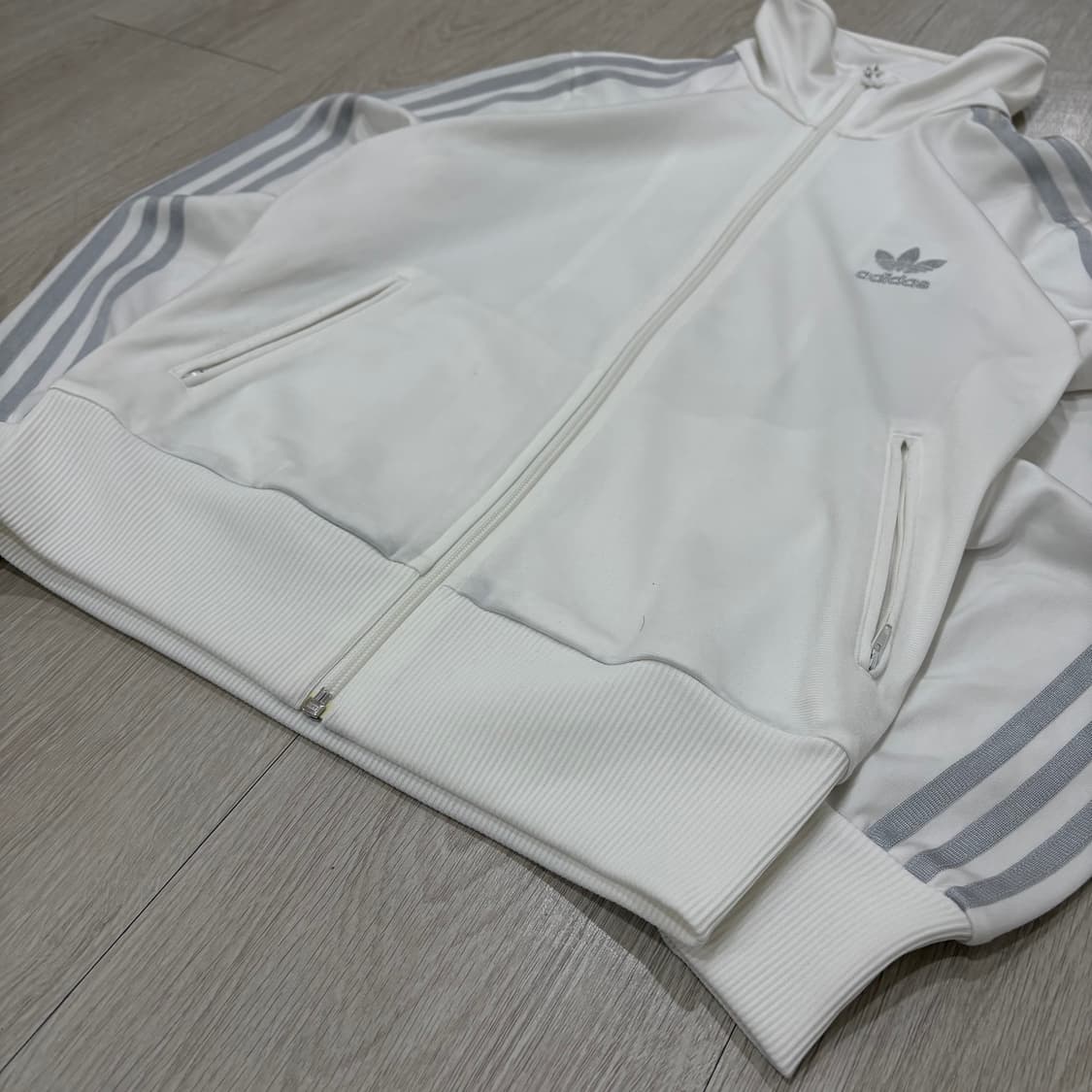 【극희귀】 아디다스 져지 파이어버드 화이트 실버 L 상품이미지5
