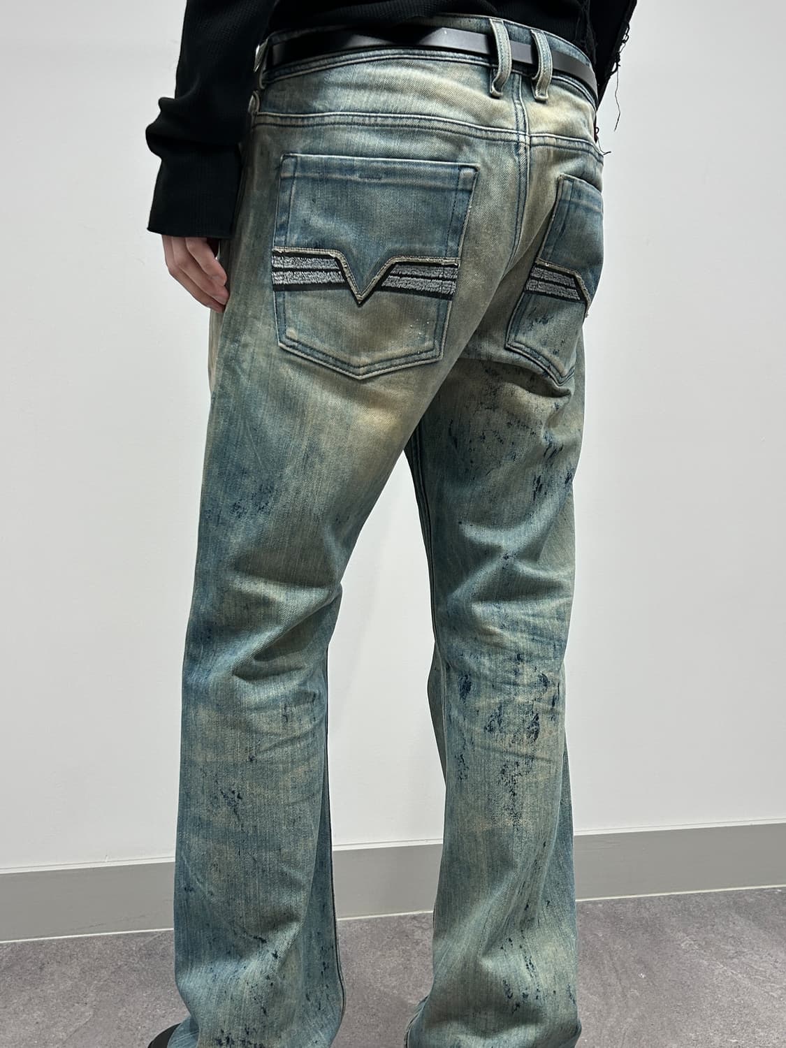 디젤 자티니 하드 워시드 더티 페인트 데님 상품이미지2