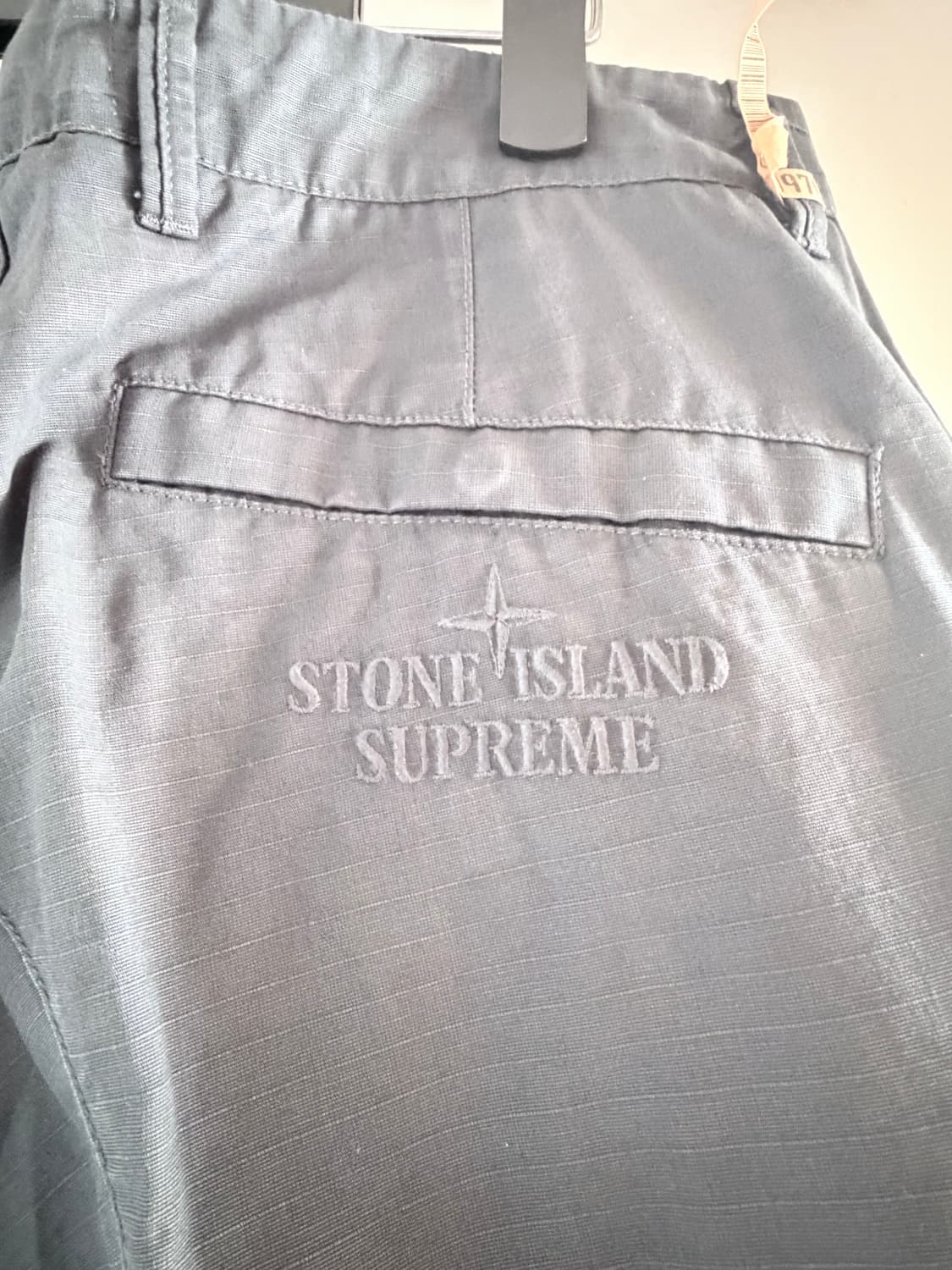 슈프림 x 스톤 아일랜드 리액티브 아이스 카모 립스탑 카고 상품이미지4