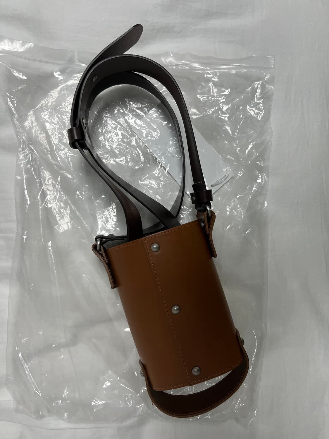 STU Water Bottle Leather Bag Brown 상품이미지4