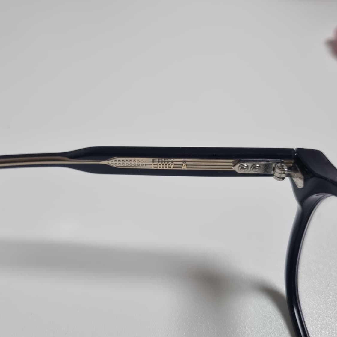 젠틀몬스터 EDDY-A 01 상품이미지4