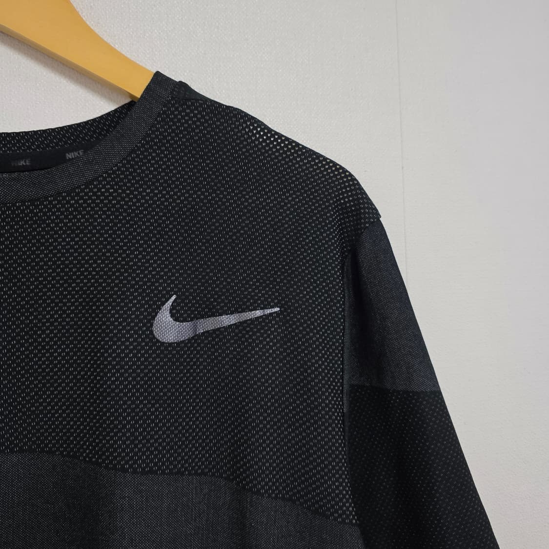 XXL) 나이키 드라이핏 스트라이프 기능성 반팔티셔츠 차콜그레이 상품이미지2