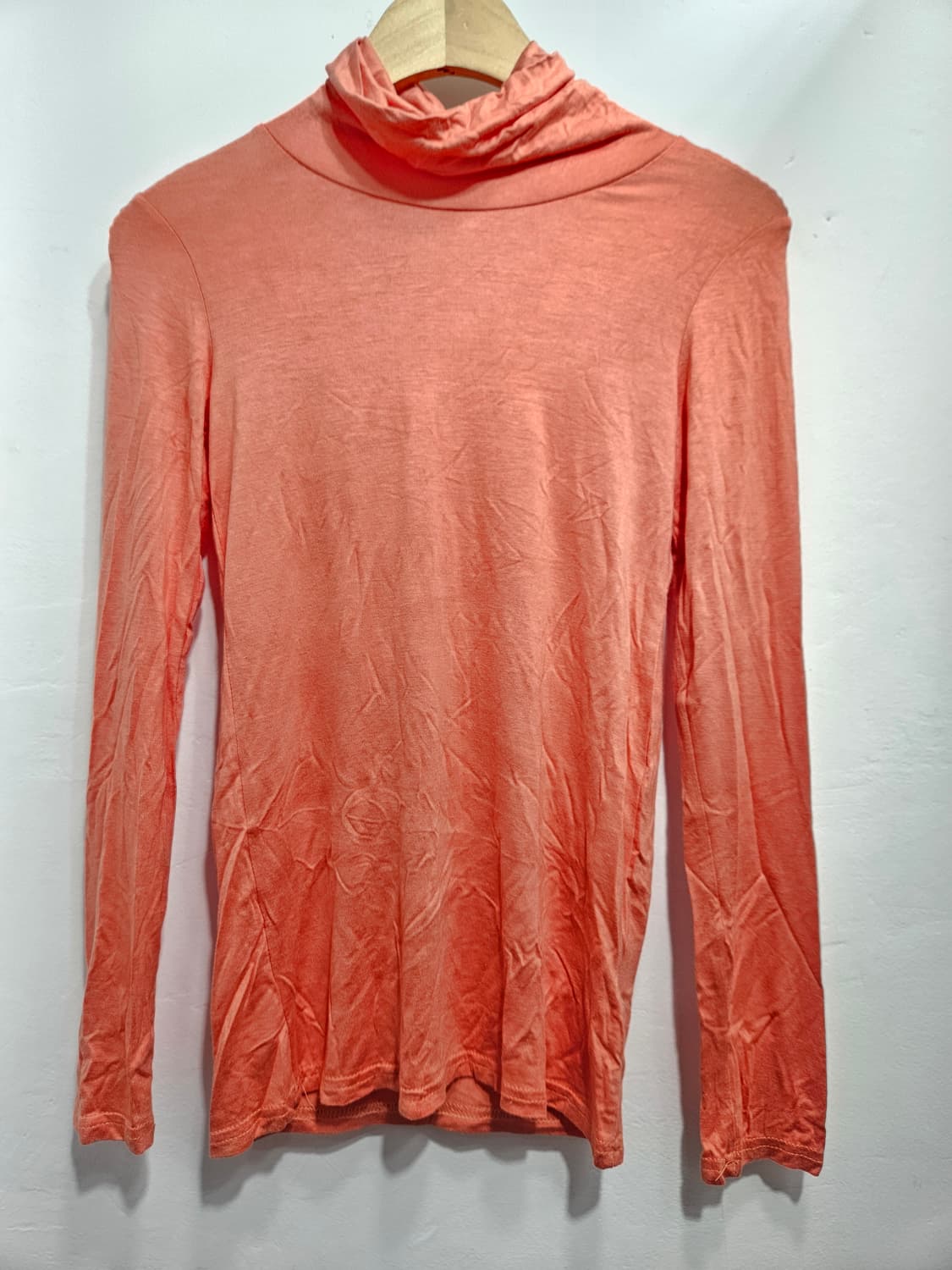 오렌지색 딱붙 터틀넥 긴팔 [새상품] 상품이미지3