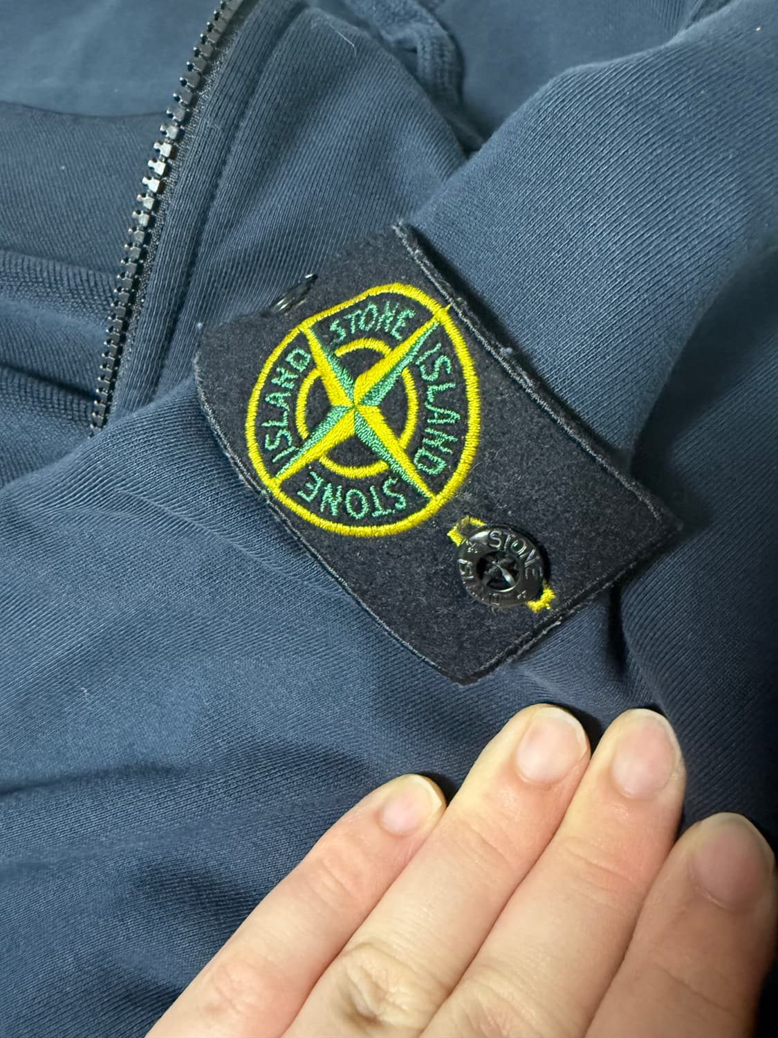 스톤아일랜드 후드집업 네이비 L 상품이미지2