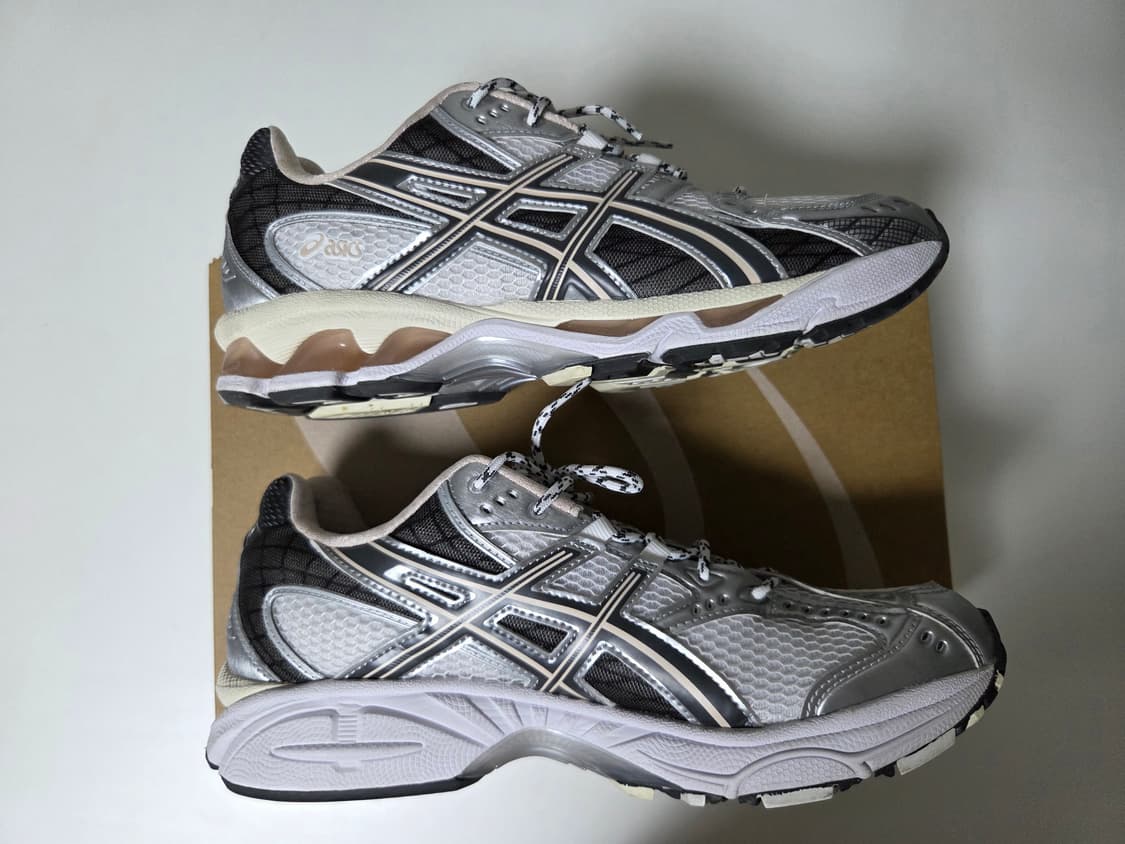 [270] 아식스 젤 님버스 10.1 화이트 옵시디언 그레이 상품이미지3