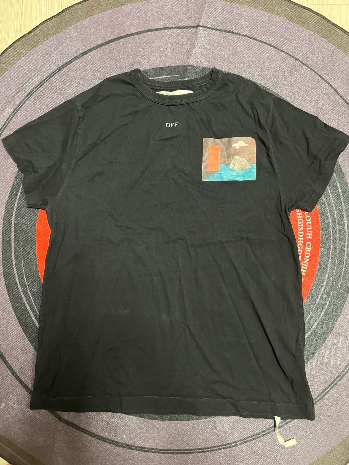 오프화이트 그래픽 반팔티 Size.L 상품이미지1