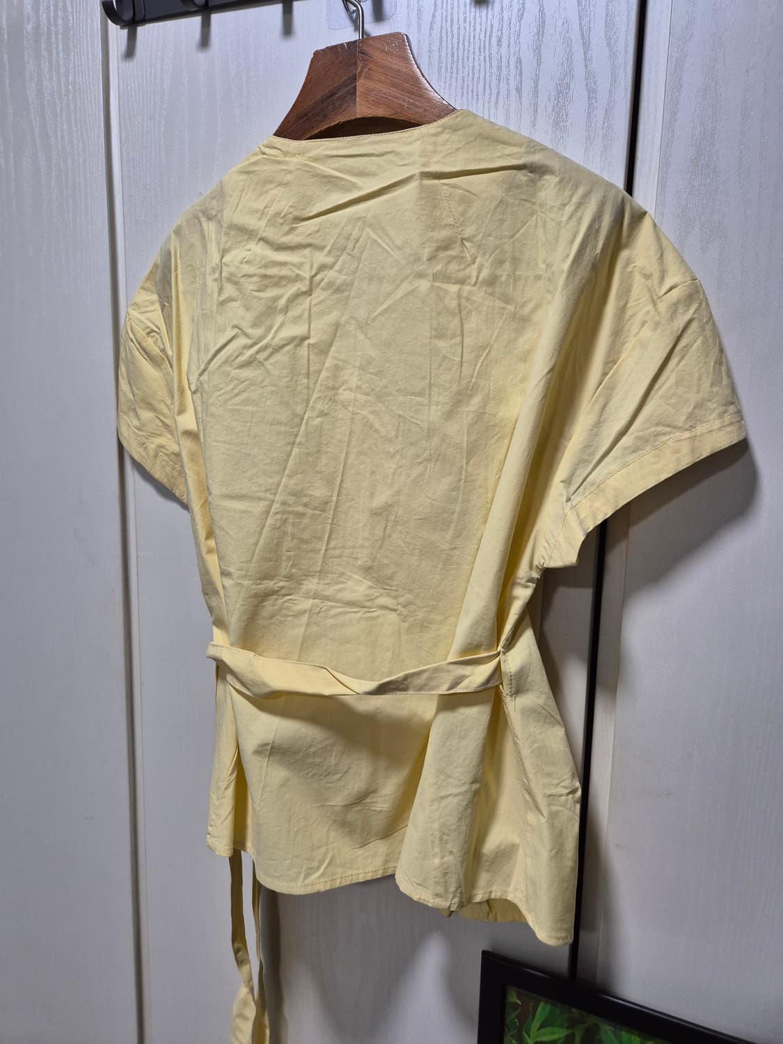 (타임세일)(새상품)jellpe 옐로우 랩 블라우스 상품이미지8