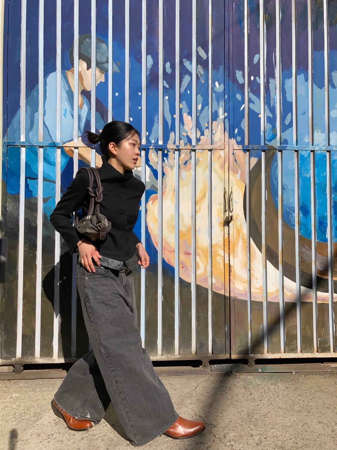  DOHO 블랙 테일러드 하이넥 자켓 상품이미지3