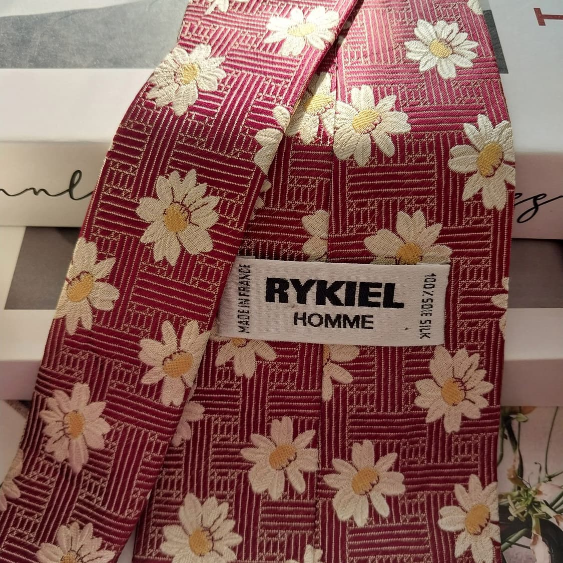 소니아 리키엘 실크 플라워 자카드 넥타이 9.5cm A+등급 K1366
 상품이미지6