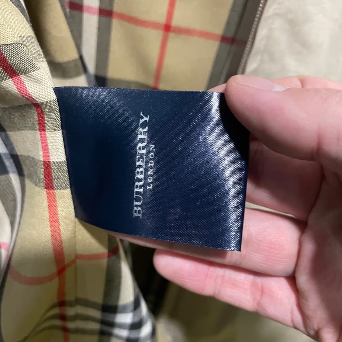 버버리 노바체크 후드 바람막이  상품이미지5