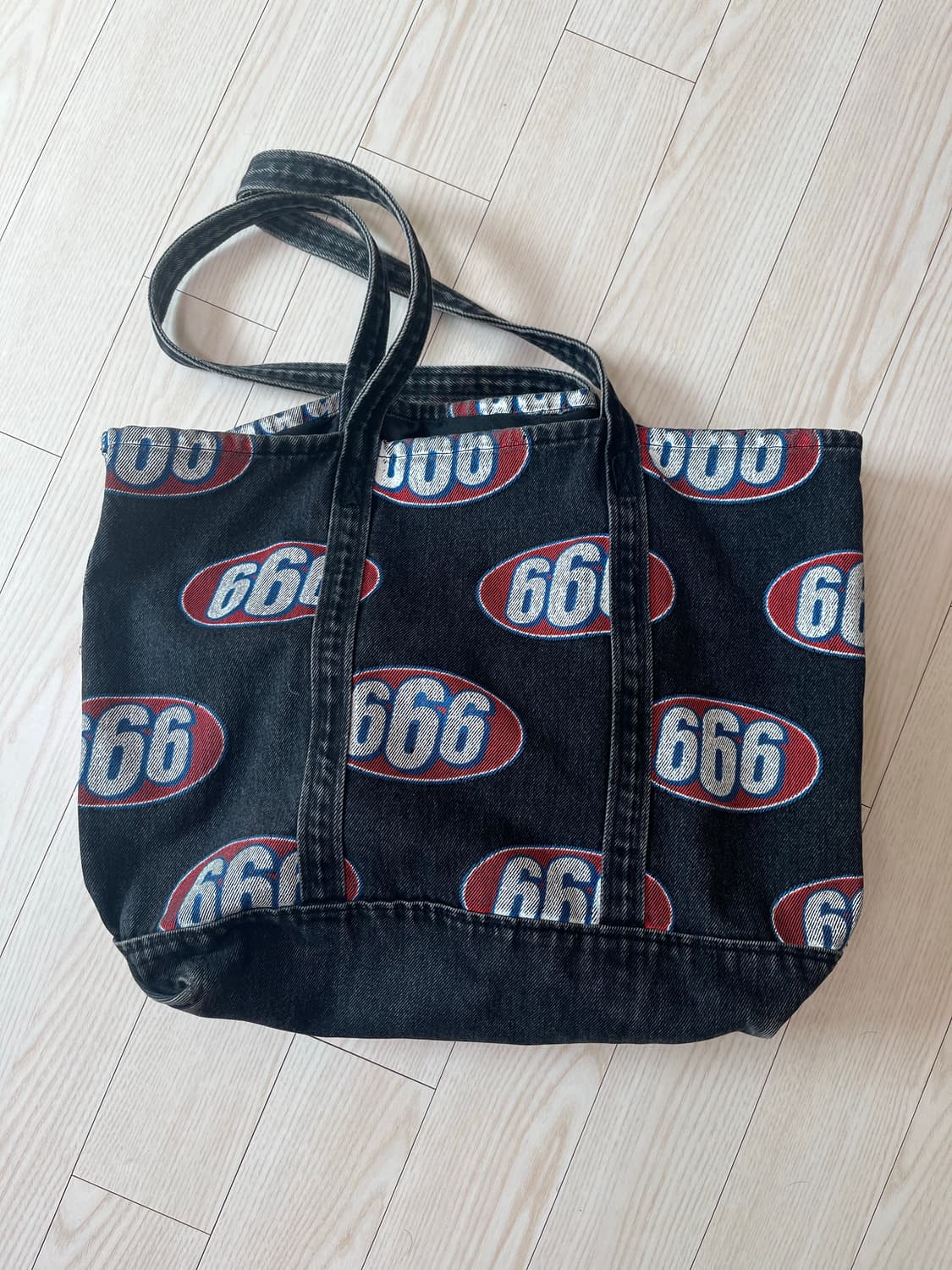 슈프림 666 토트백 상품이미지1