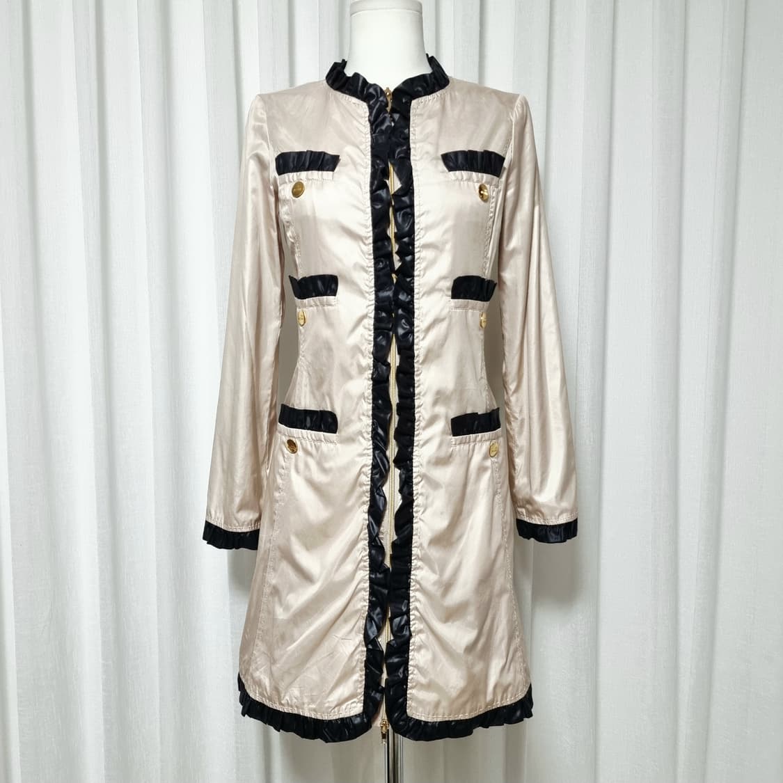 러브 모스키노 블랙프릴 금장버튼 연골드 코트 롱자켓 (4455) 상태최상 상품이미지1