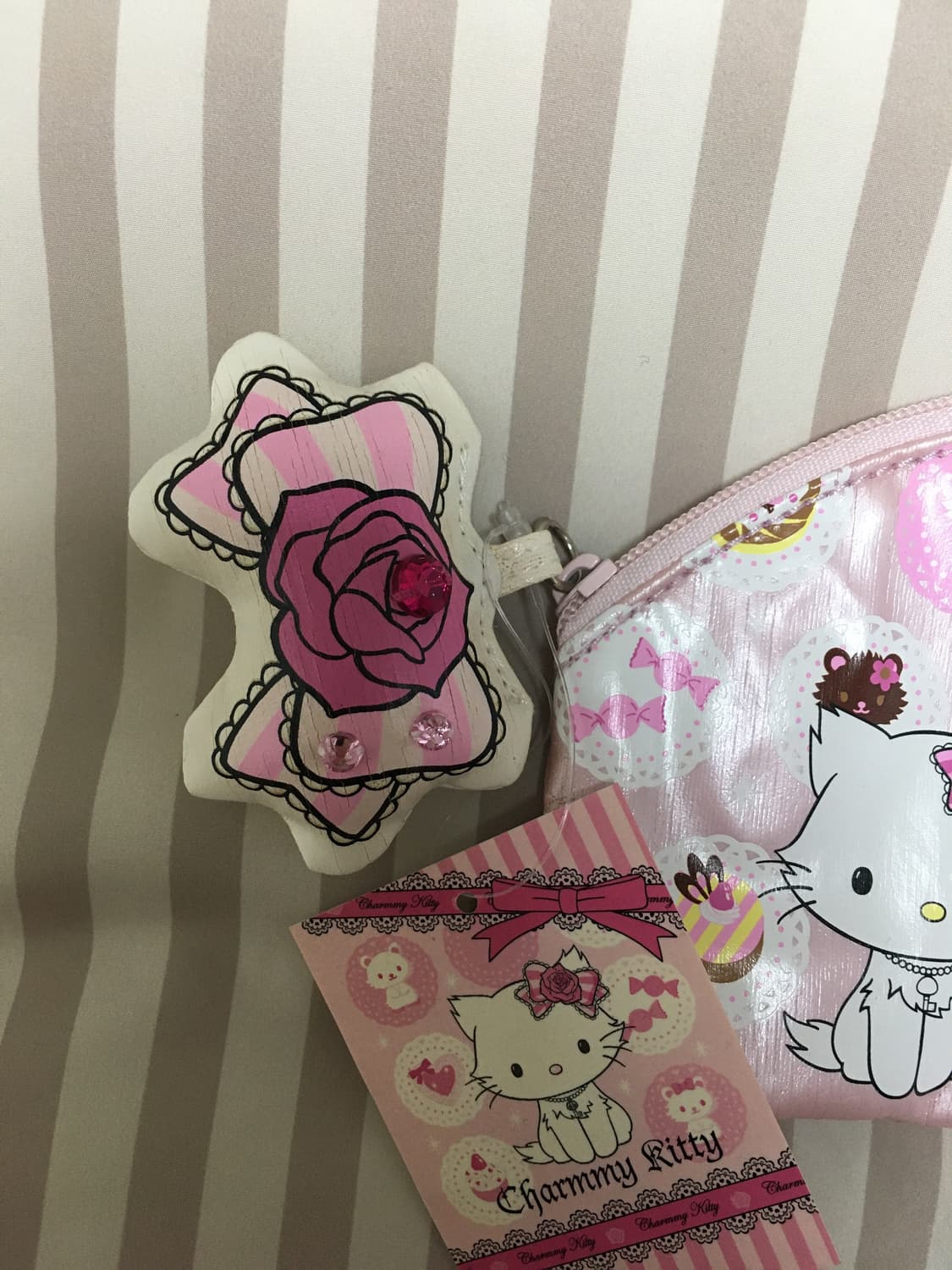 [새상품] 챠미키티 charmmy kitty 초초초레어템 새틴 파우치 상품이미지4
