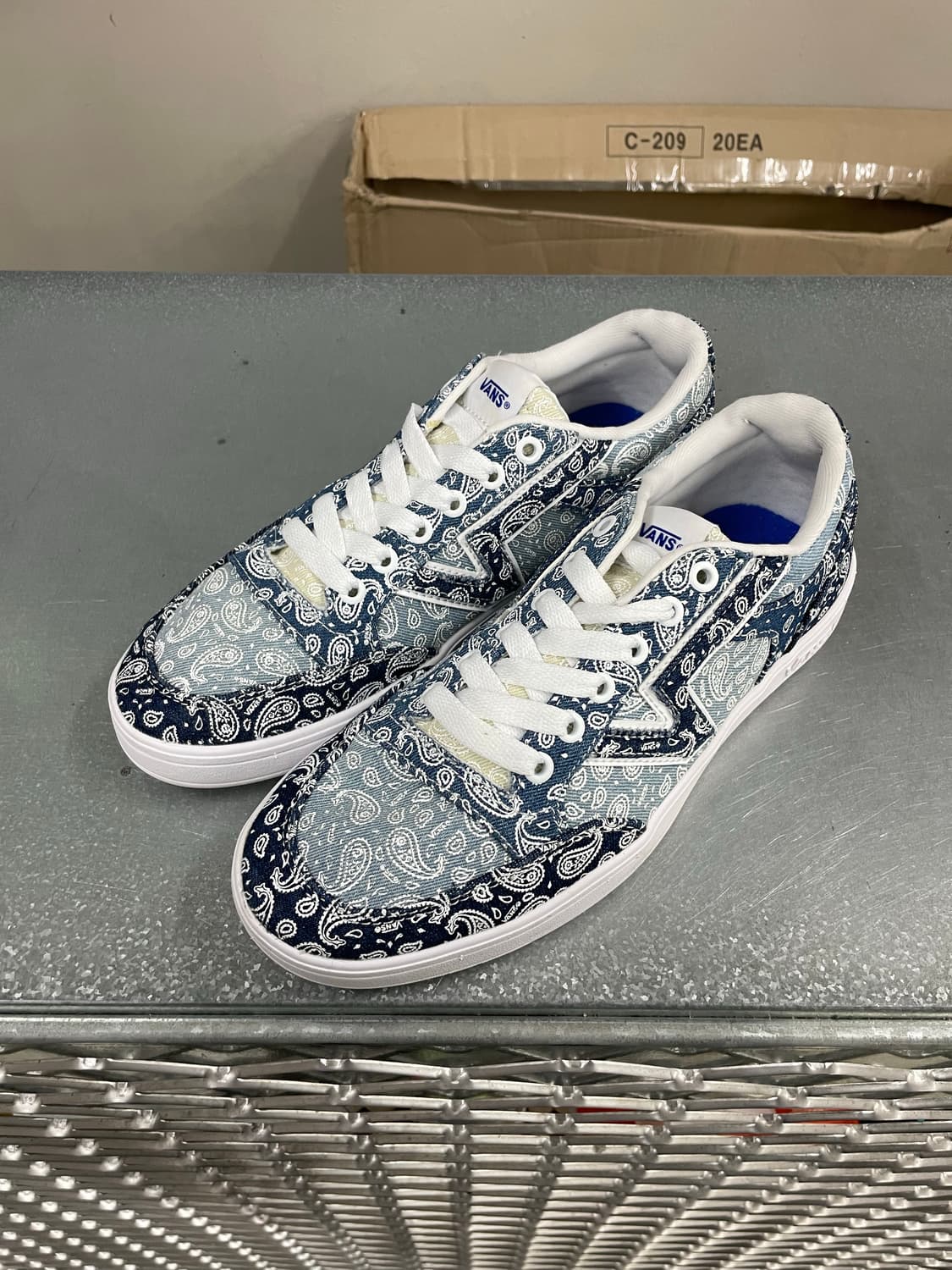 반스 로우랜드 CC 반다나 멀티 260 상품이미지2