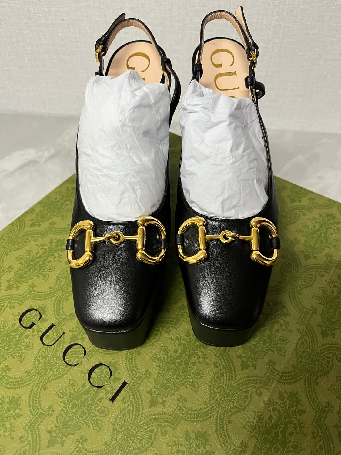 구찌 홀스빗 플랫폼 펌프스 블랙 37반 새상품 상품이미지2