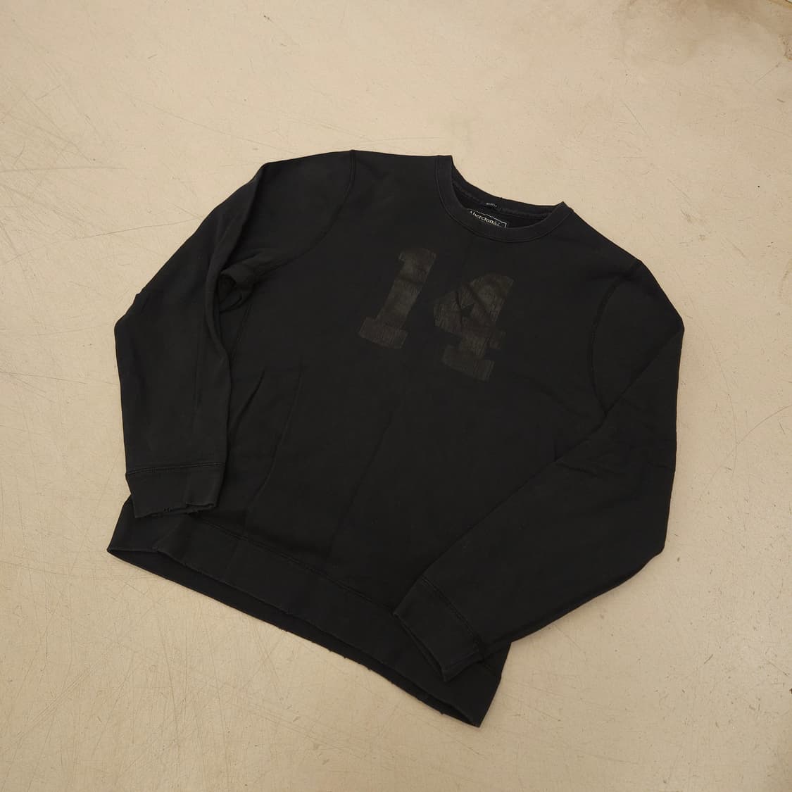 아베크롬비 14프린팅 블랙 맨투맨 상품이미지1