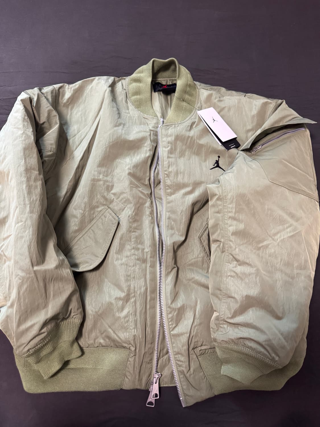 정품새제품 나이키 조던 에센셜 레니게이드 MA-1 올리브 2XL 상품이미지2