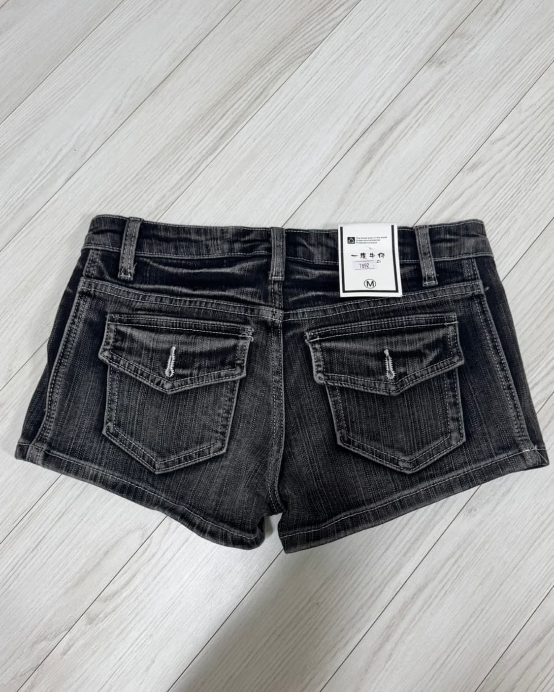 그레이블랙 데님 반바지 로우웨스트 새제품 상품이미지2