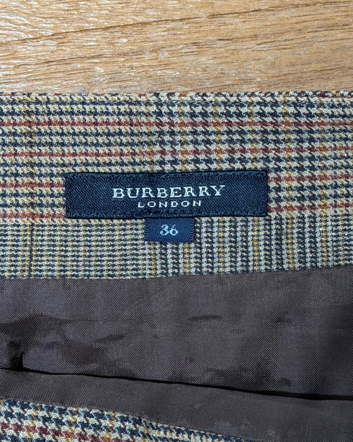 버버리 브라운 플리츠 울 미디스커트 상품이미지7