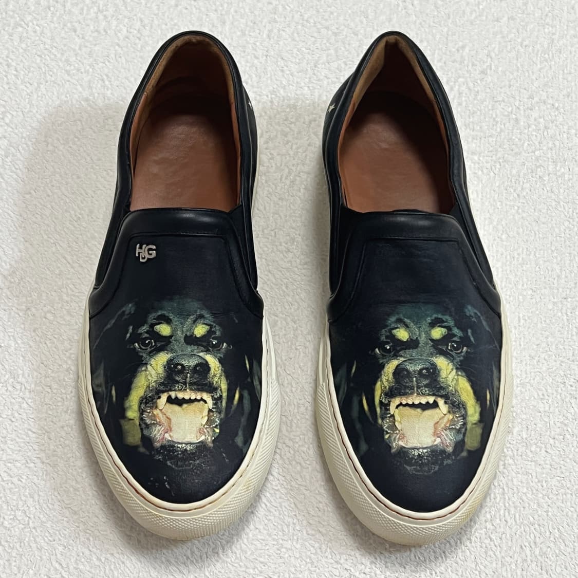 지방시 로트와일러 슬립온 상품이미지1