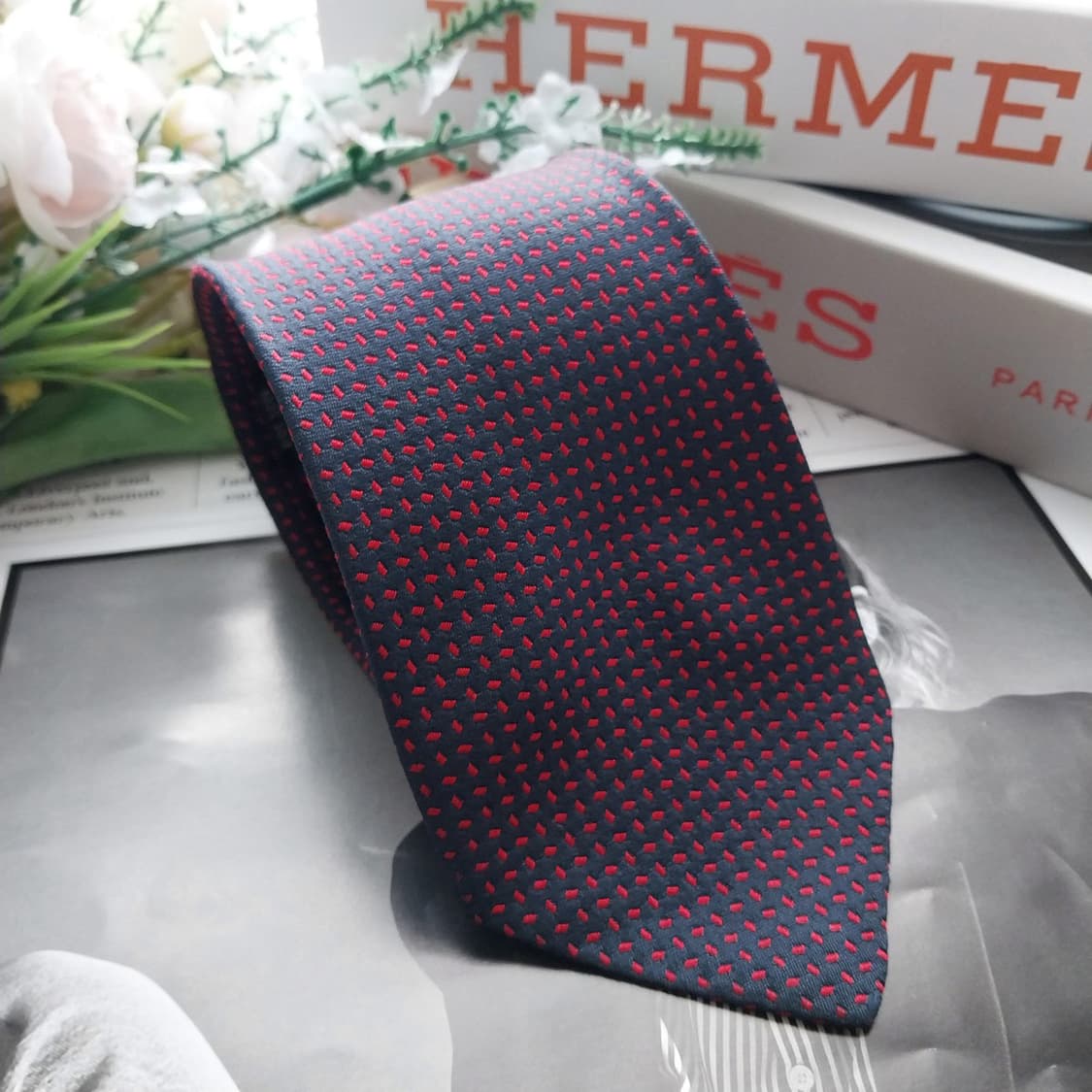 에르메스 실크 미니 패턴 넥타이 7.5cm A등급 K598
 상품이미지2