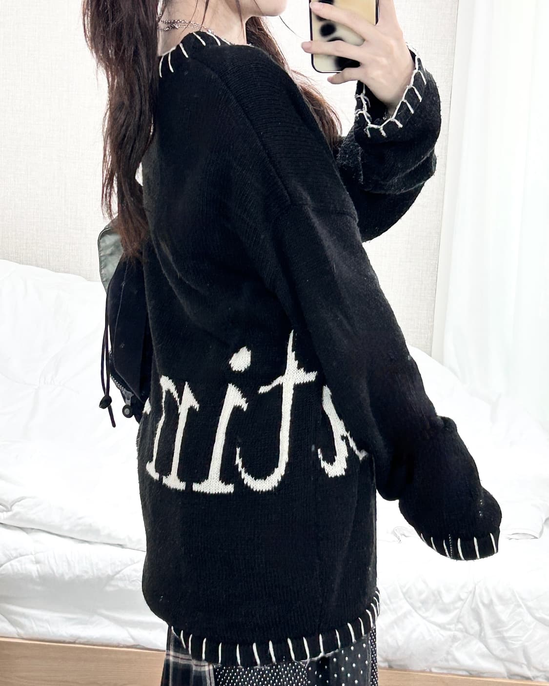 마뗑킴 빅로고 스티치 블랙 니트 상품이미지4